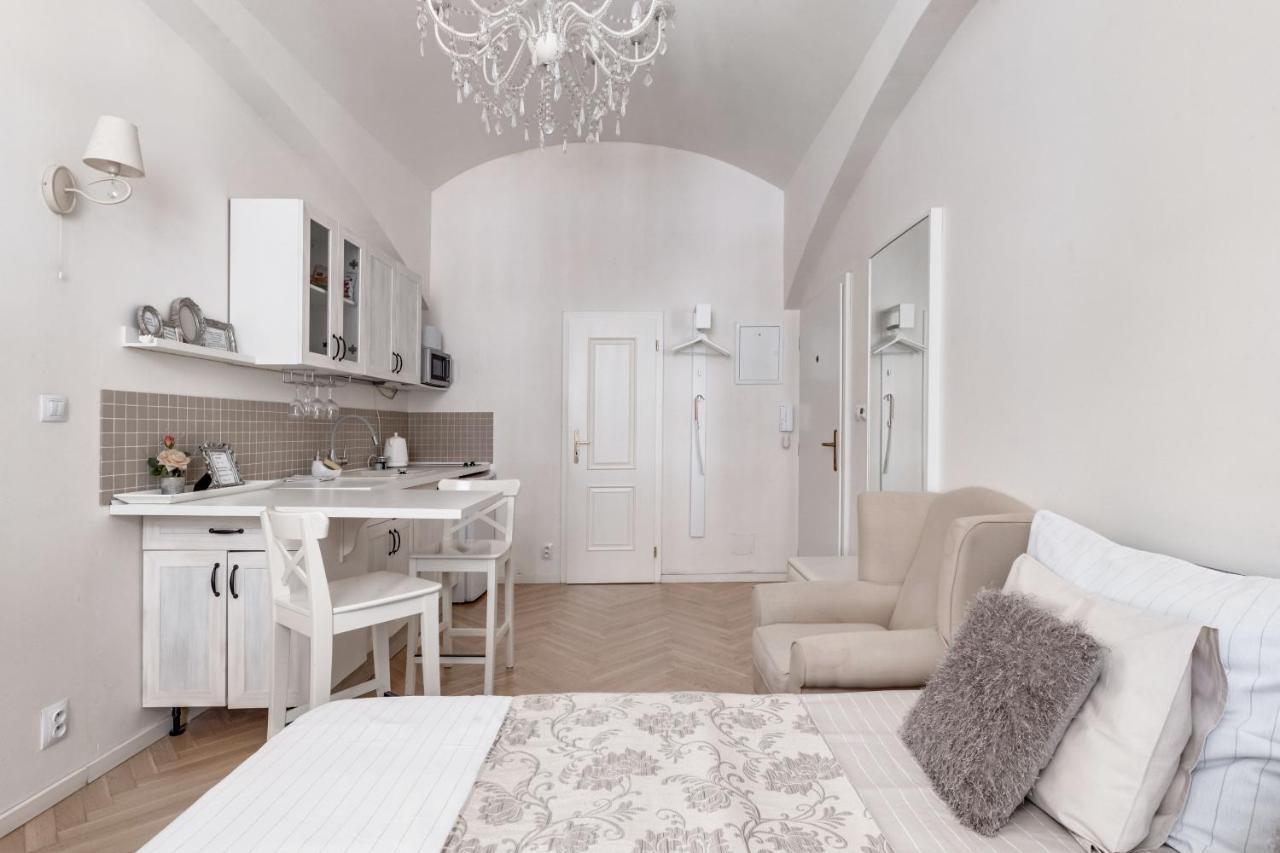 Apartments With The Lions Πράγα Εξωτερικό φωτογραφία